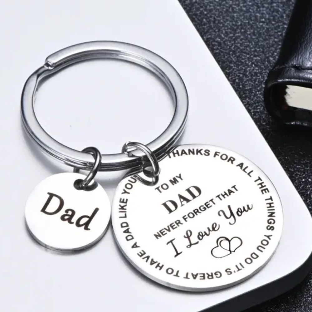 I Love Dad Key Ring Keychain Father’s Day Gift